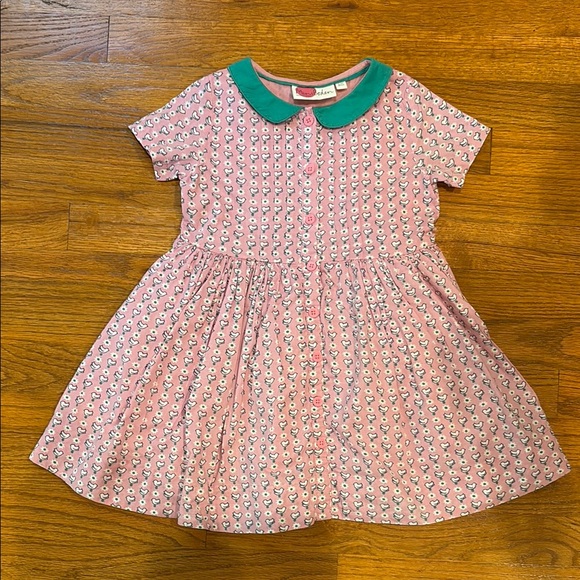 Mini Boden Other - Mini Boden Pink and White Casual Sundress with Peter Pan Collar